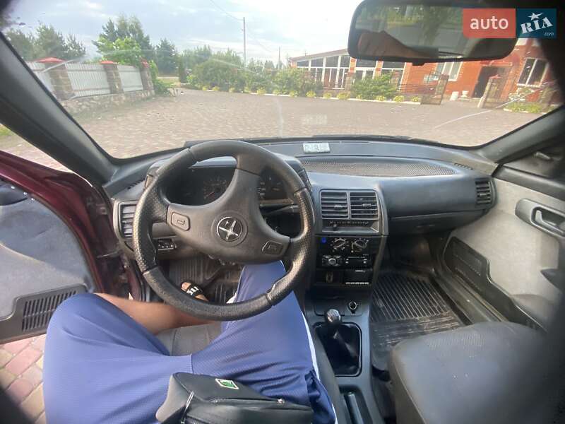 Седан ВАЗ / Lada 2110 2005 в Олевске