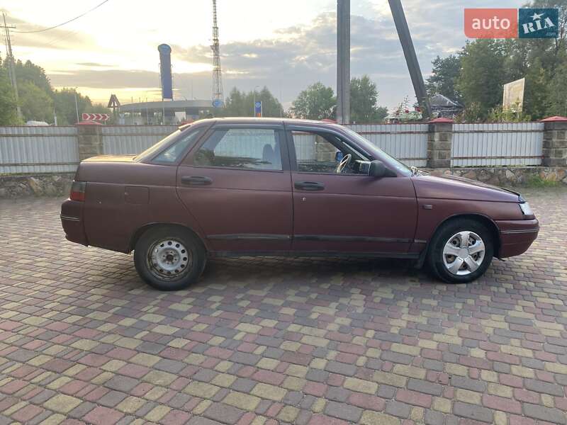 Седан ВАЗ / Lada 2110 2005 в Олевске