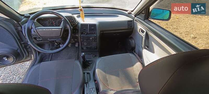 Седан ВАЗ / Lada 2110 2005 в Кривому Розі