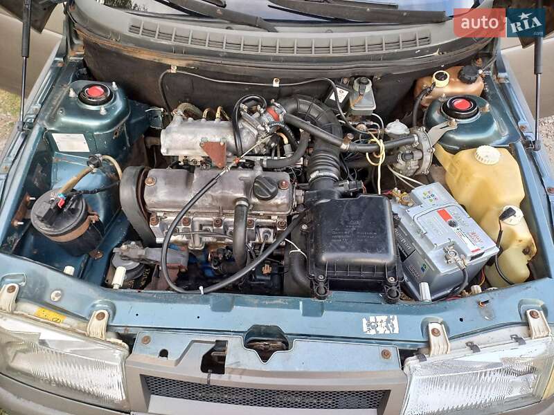 Седан ВАЗ / Lada 2110 2000 в Люботині