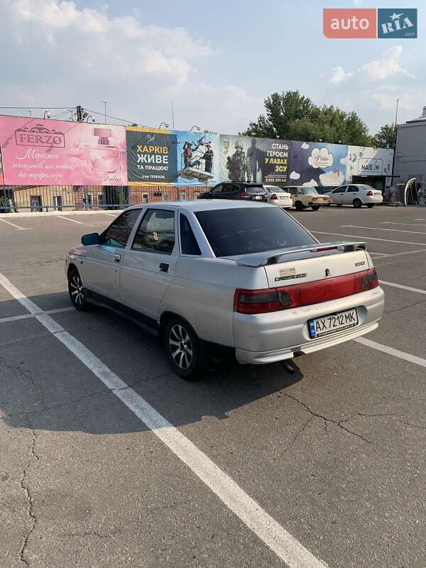 Седан ВАЗ / Lada 2110 2002 в Харькове