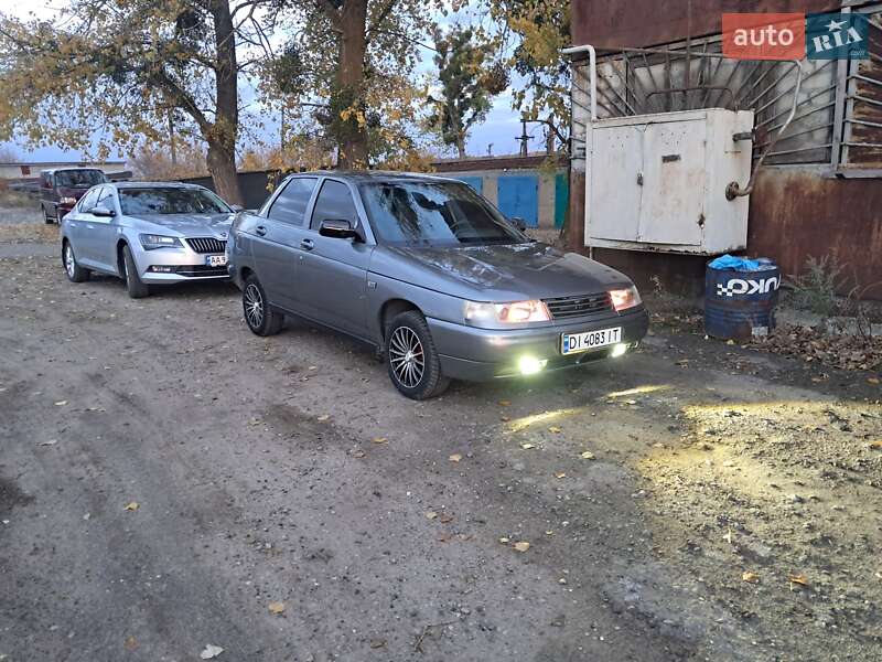 Седан ВАЗ / Lada 2110 2006 в Змиеве фото 5 Седан ВАЗ / Lada 2110 2006 в Змиеве
