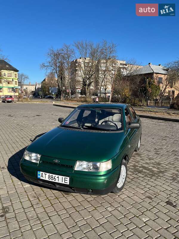 Седан ВАЗ 2110 1999 в 