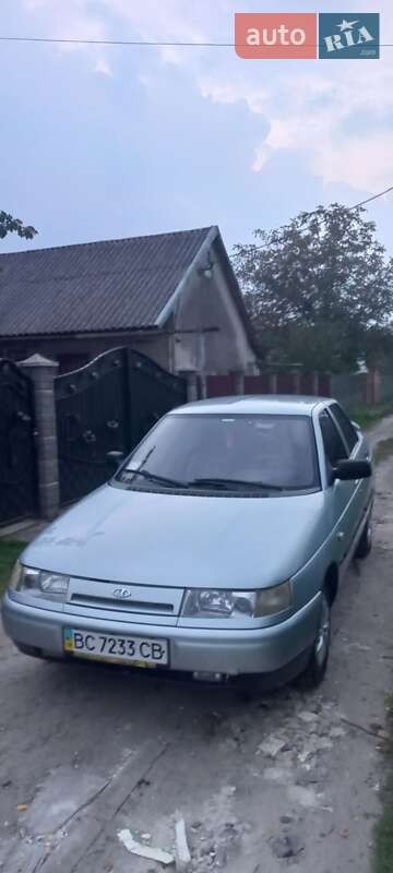 Седан ВАЗ / Lada 2110 2002 в Львове