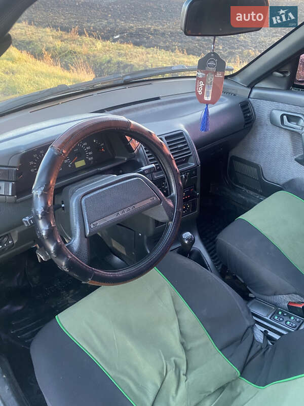 Седан ВАЗ / Lada 2110 2002 в Жовтанцах
