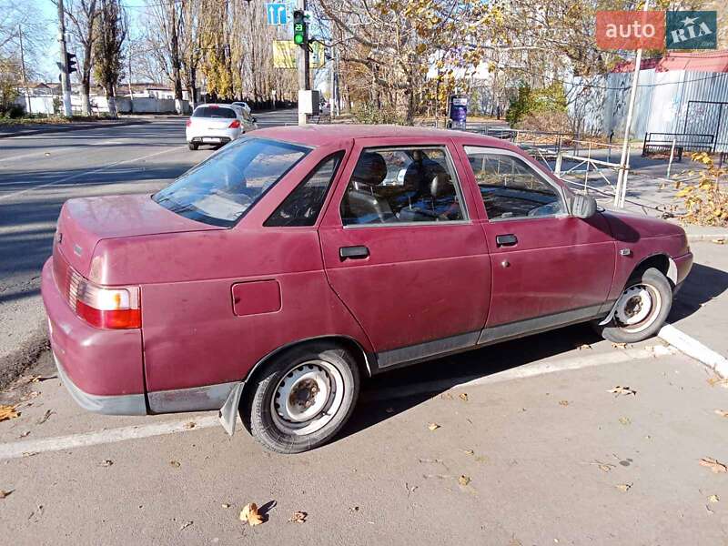 Седан ВАЗ / Lada 2110 1999 в Одессе