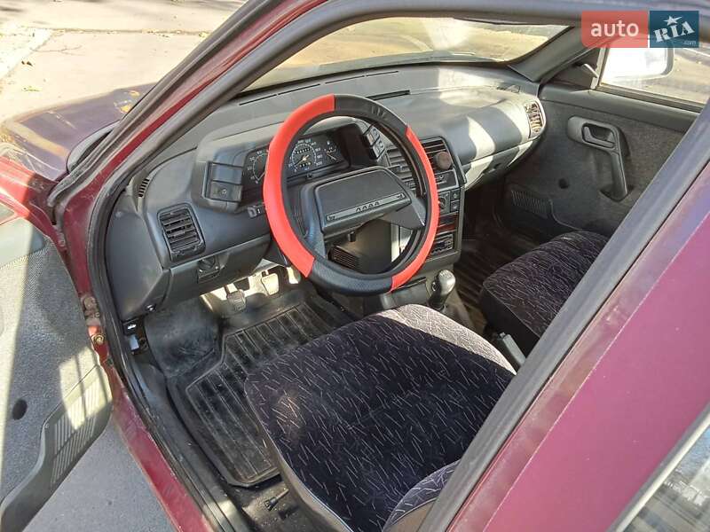 Седан ВАЗ / Lada 2110 1999 в Одессе