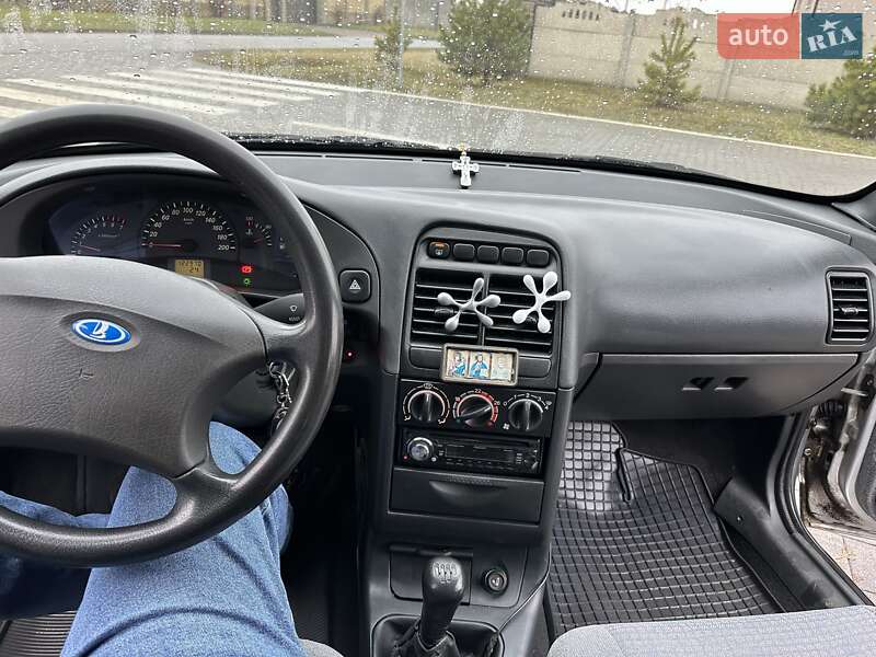 Седан ВАЗ / Lada 2110 2008 в Луцьку
