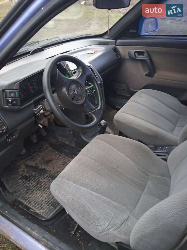 Седан ВАЗ / Lada 2110 2001 в Дубно