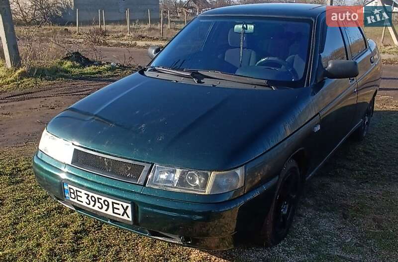 Седан ВАЗ / Lada 2110 2003 в Николаеве