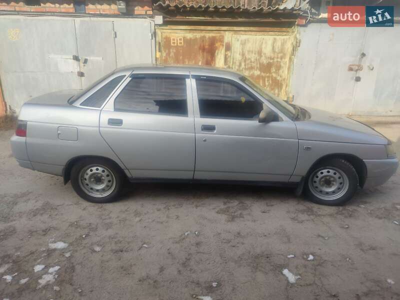 Седан ВАЗ / Lada 2110 2006 в Києві