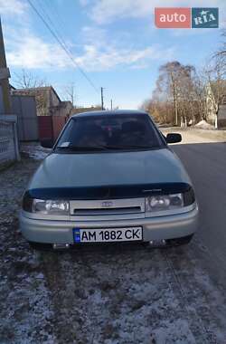 Седан ВАЗ / Lada 2110 2001 в 