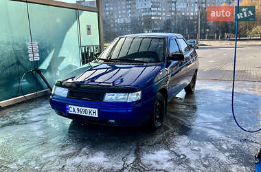 Седан ВАЗ 2110 2002 в 