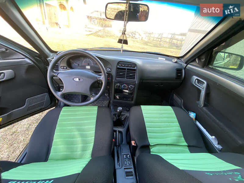 Седан ВАЗ / Lada 2110 2013 в Перегинском