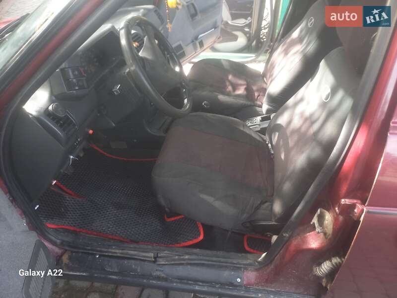 Седан ВАЗ / Lada 2110 2004 в Ивано-Франковске