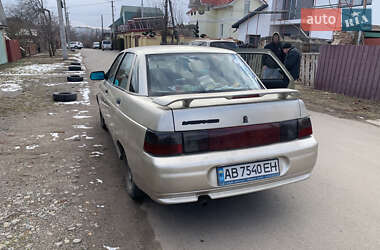 Седан ВАЗ 2110 2004 в 