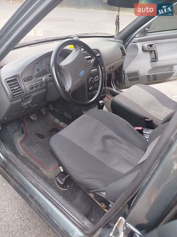 Седан ВАЗ / Lada 2110 2008 в Києві