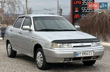 Седан ВАЗ 2110 2006 в 