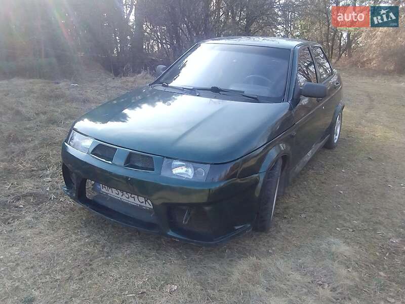 Седан ВАЗ / Lada 2110 2002 в Коростене