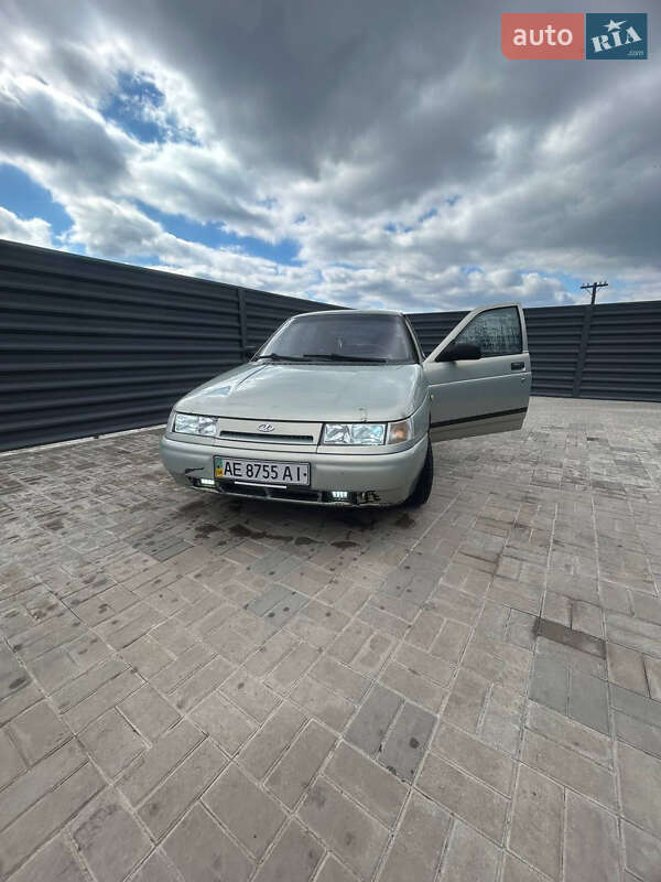 Седан ВАЗ / Lada 2110 2002 в Вольногорске