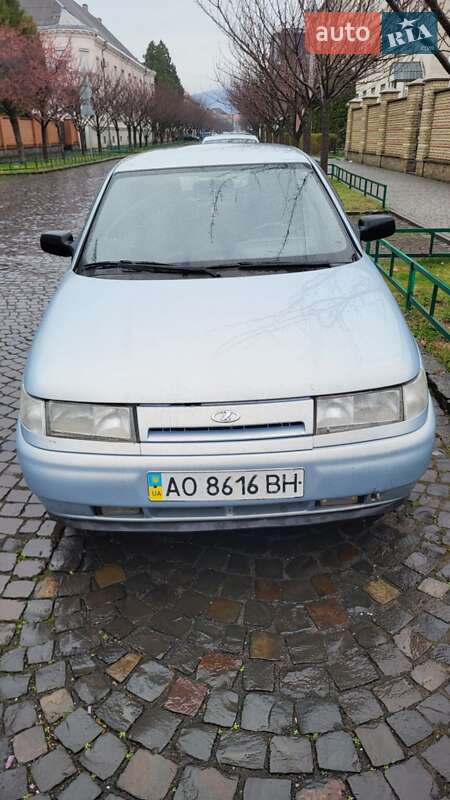 Седан ВАЗ 2110 2005 в 