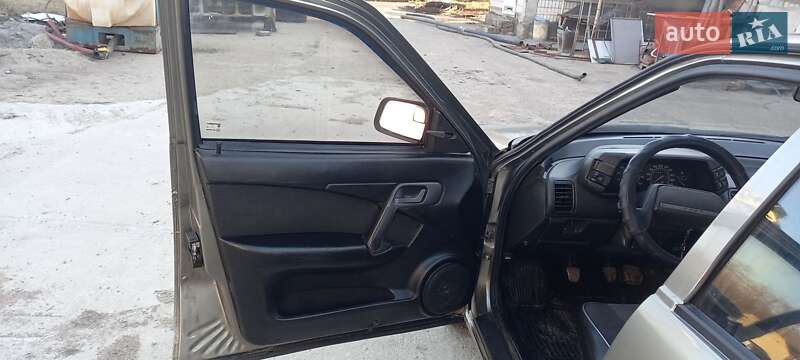 Седан ВАЗ / Lada 2110 2000 в Кропивницком фото 9 Седан ВАЗ / Lada 2110 2000 в Кропивницком