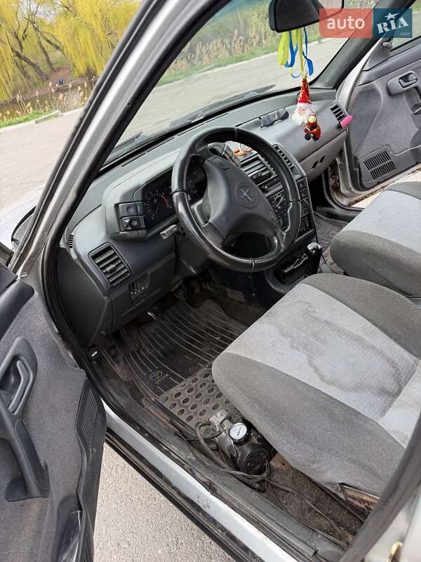 Седан ВАЗ / Lada 2110 2007 в Александрие