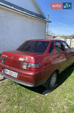 Седан ВАЗ 2110 2001 в 