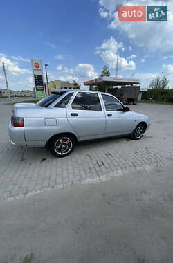 Седан ВАЗ 2110 2009 в 