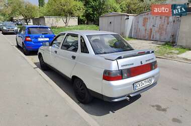 Седан ВАЗ / Lada 2110 2002 в 
