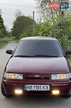 Седан ВАЗ 2110 2004 в 