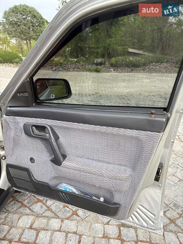Седан ВАЗ / Lada 2110 2002 в Харкові