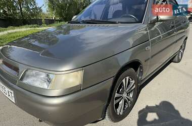 Седан ВАЗ 2110 2000 в 
