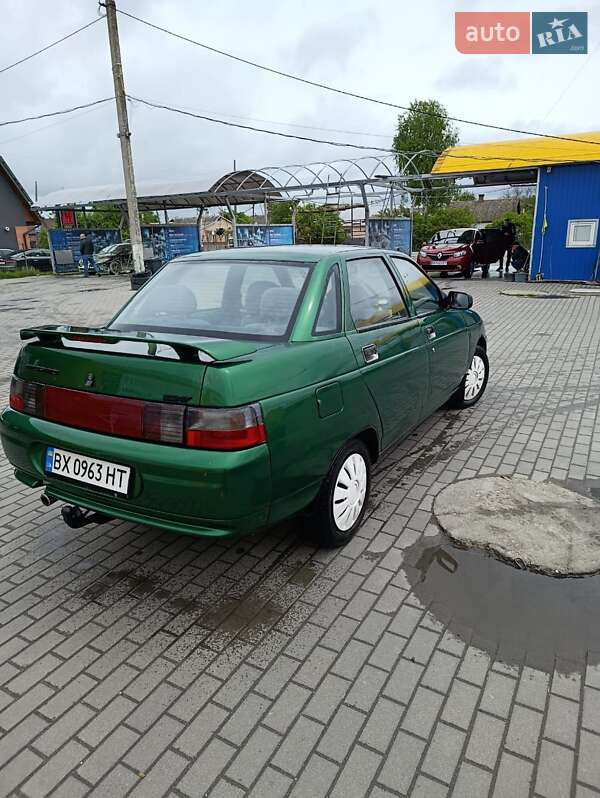 Седан ВАЗ / Lada 2110 2003 в Шепетовке