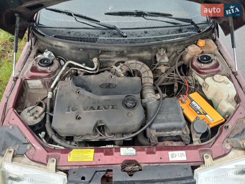 Седан ВАЗ / Lada 2110 2013 в Житомире