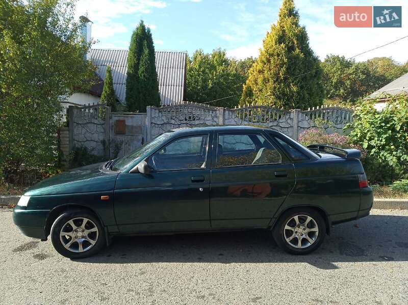 Седан ВАЗ / Lada 2110 2002 в Харькове