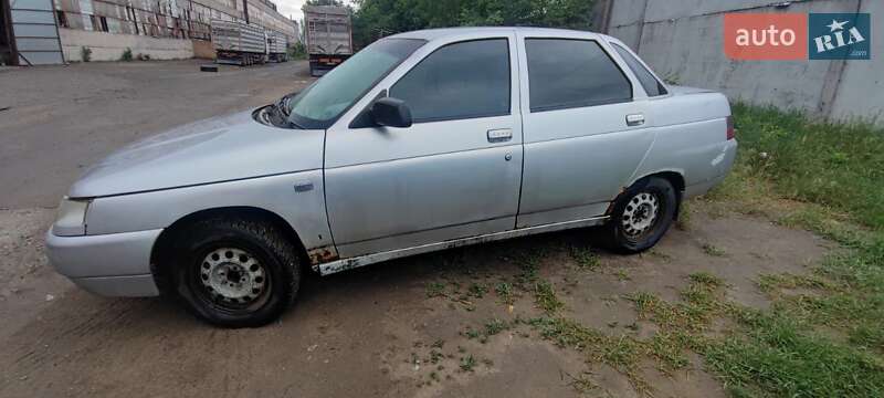 Седан ВАЗ / Lada 2110 2005 в Днепре