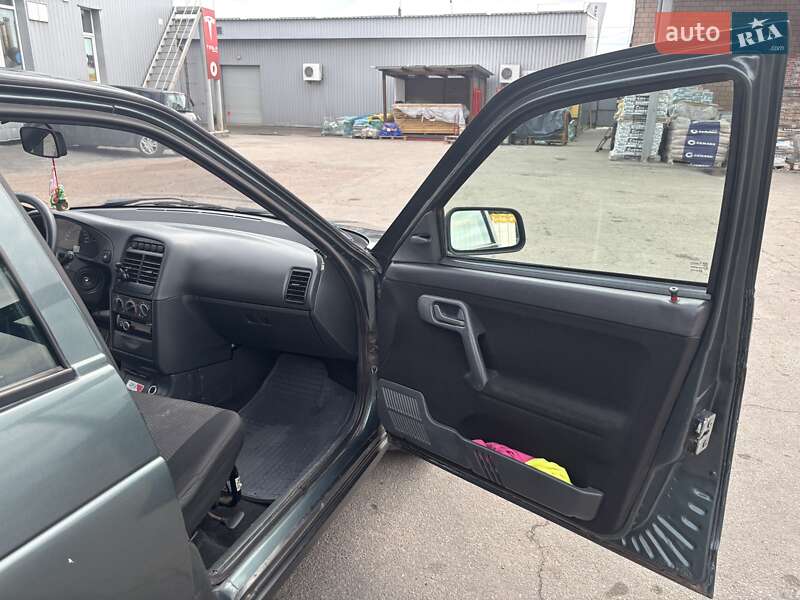 Седан ВАЗ / Lada 2110 2010 в Чернигове