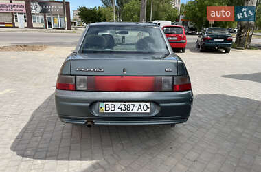 Седан ВАЗ 2110 2009 в 