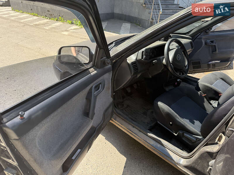 Седан ВАЗ / Lada 2110 2005 в Харькове