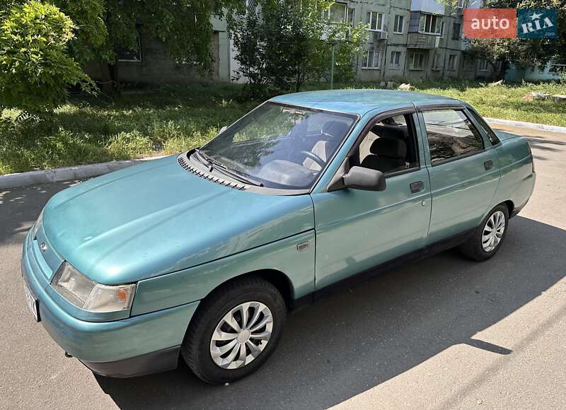 Седан ВАЗ 2110 1999 в 