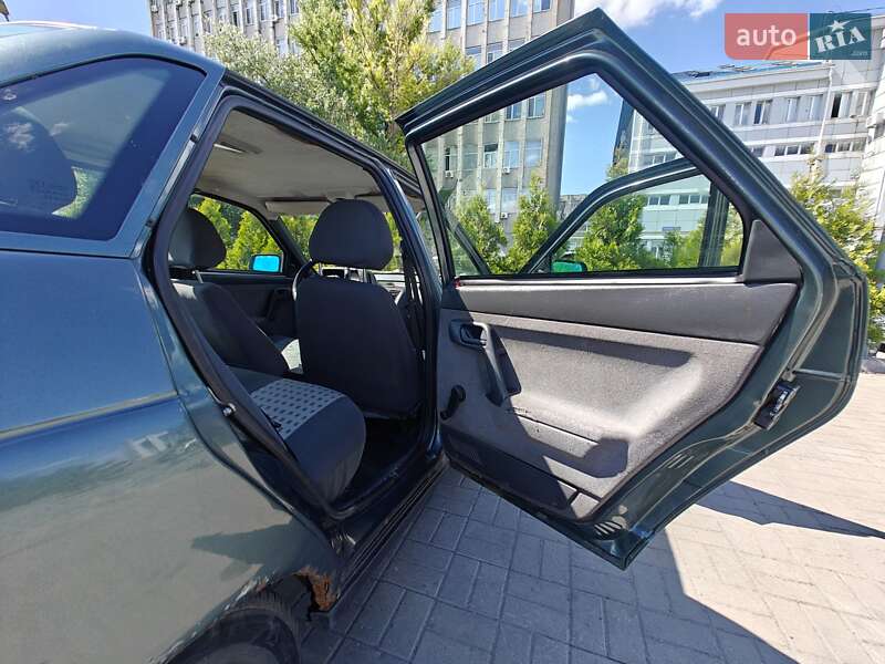 Седан ВАЗ / Lada 2110 2007 в Днепре фото 19 Седан ВАЗ / Lada 2110 2007 в Днепре