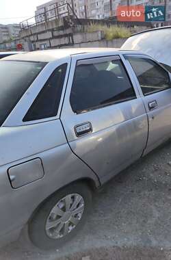 Седан ВАЗ 2110 2003 в 
