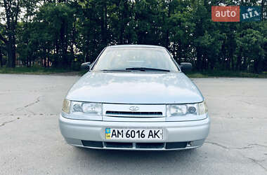 Седан ВАЗ 2110 2002 в 