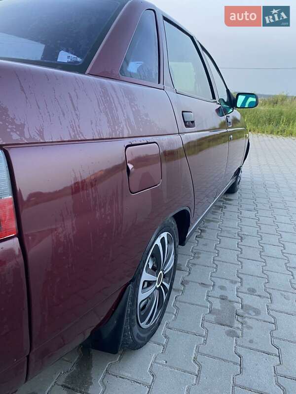 Седан ВАЗ / Lada 2110 2004 в Копычинце