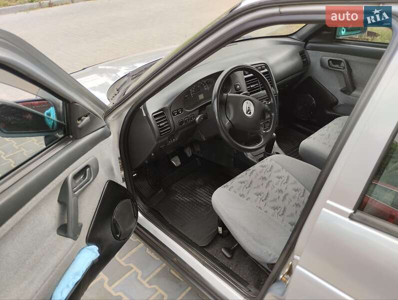 Седан ВАЗ / Lada 2110 2007 в Умани