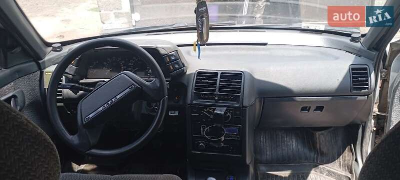 Седан ВАЗ / Lada 2110 2001 в Днепре