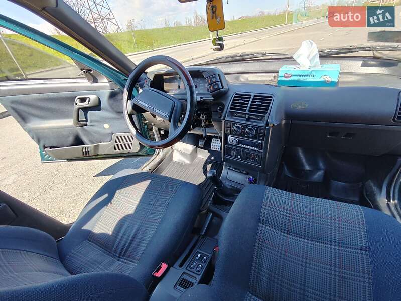 Седан ВАЗ / Lada 2110 2001 в Одессе