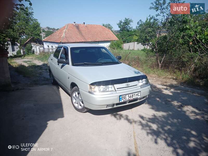 Седан ВАЗ / Lada 2110 2005 в Николаеве