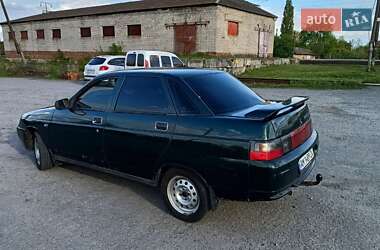 Седан ВАЗ 2110 2004 в 